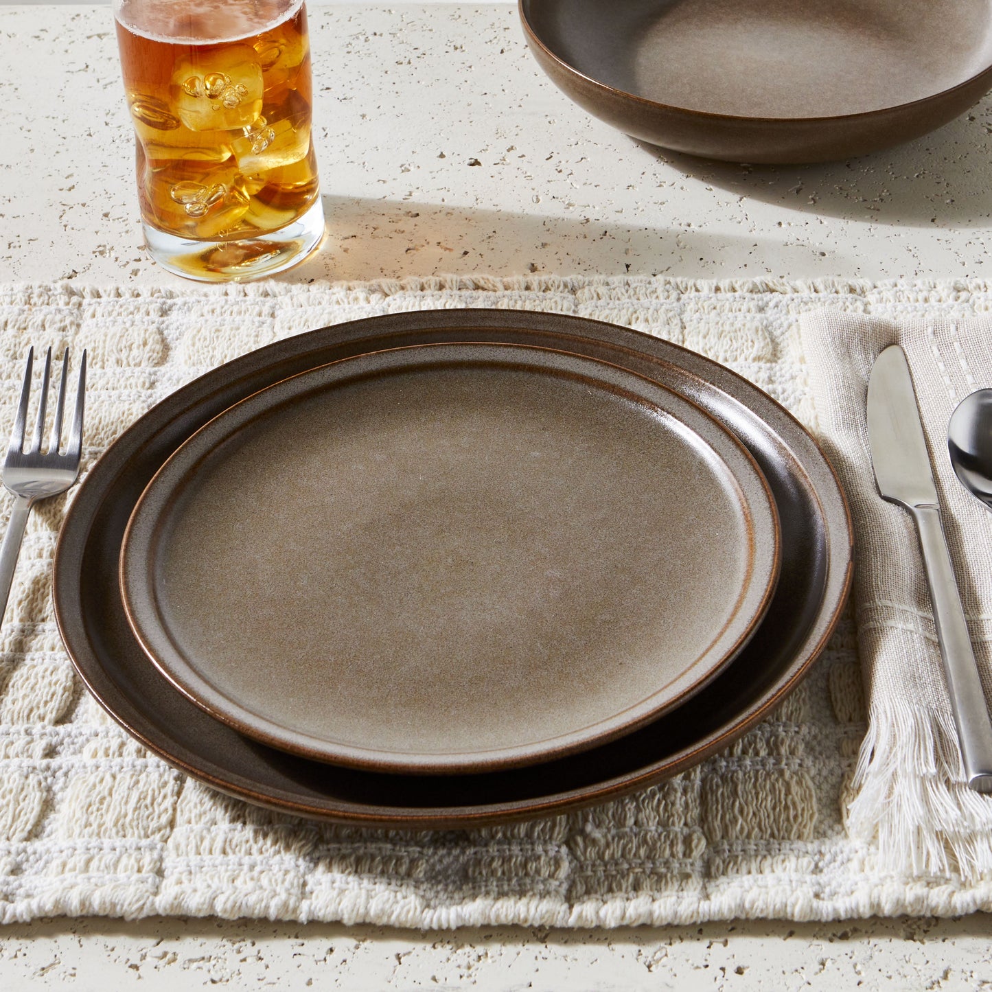 Banks Brown 12-Piece Stoneware Dinnerware Set – Rustic Elegance for Every Meal