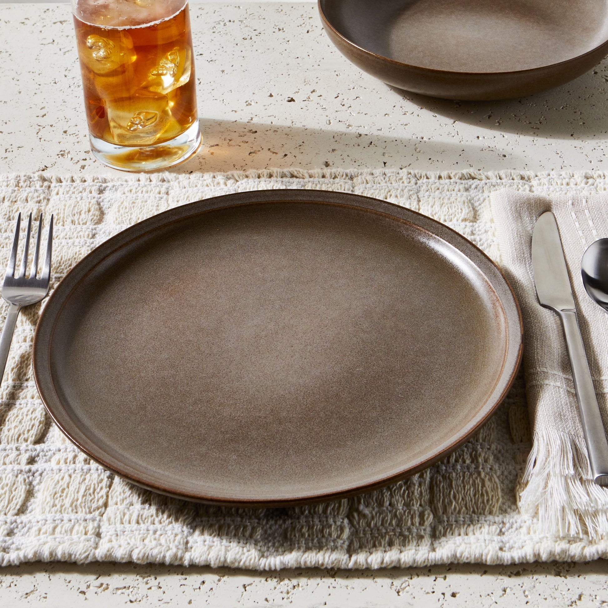Banks Brown 12-Piece Stoneware Dinnerware Set – Rustic Elegance for Every Meal