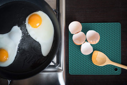 Silicone Pot Holders & Trivet Set – Heat-Resistant Protection for Your Kitchen